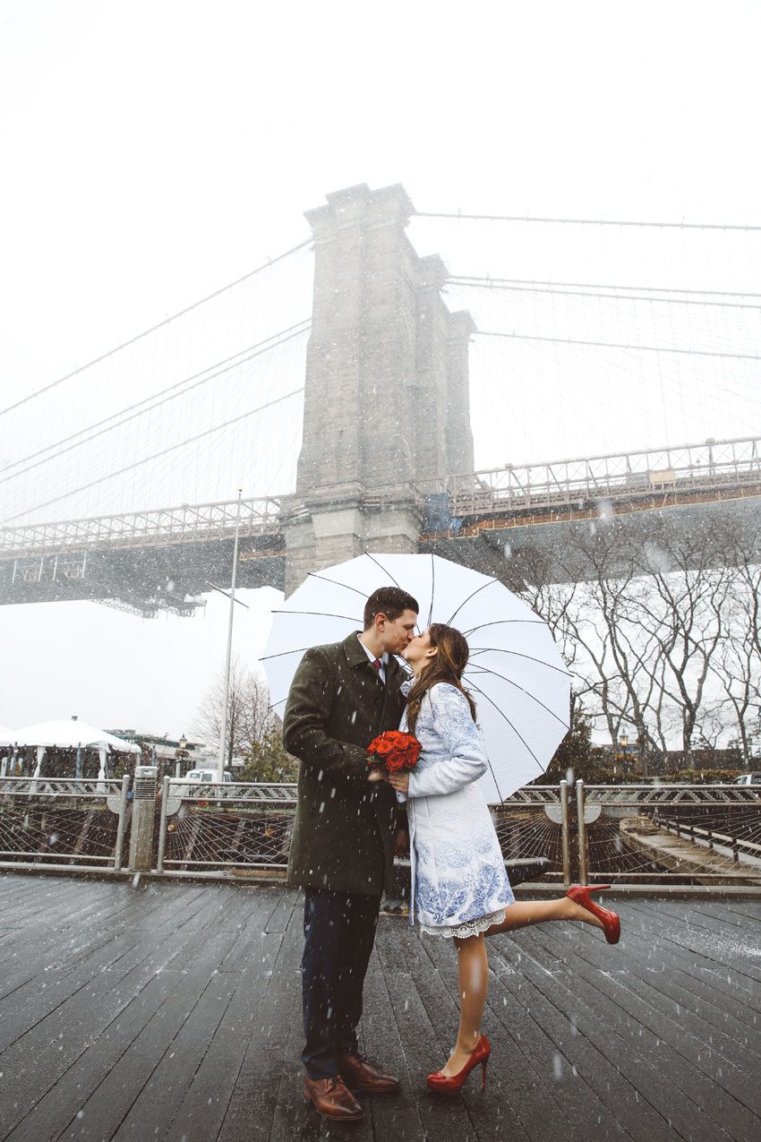 brooklyn bridge elopement photo