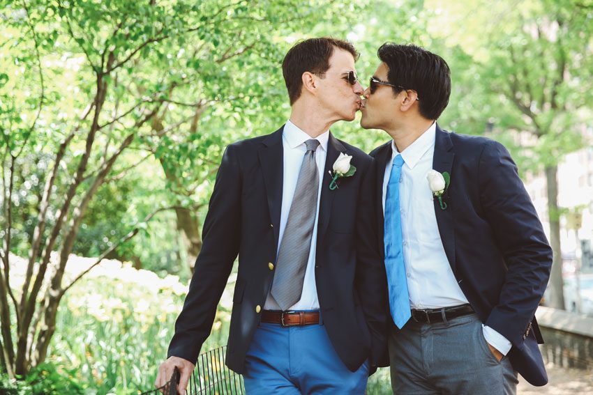 Kiss in Central Park Gay wedding