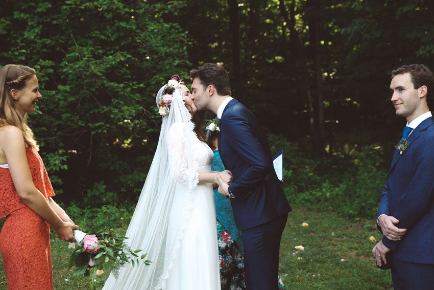 Wedding kiss in the Catskills