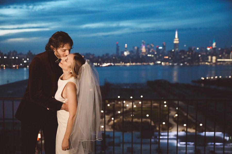 wedding at the rooftop pf the wythe hotel
