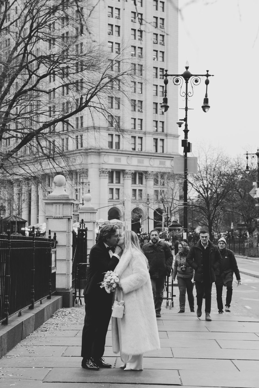 Film City Hall wedding photographer | L&L Style Photo
