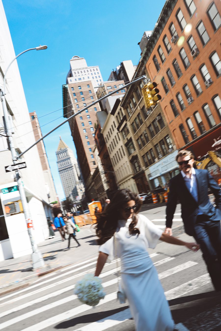 NY City Hall chic wedding | L&L Style Photo NY City Hall wedding couple