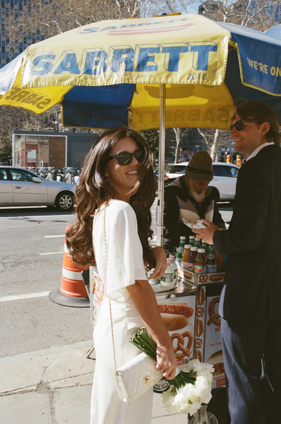 NY City Hall chic wedding | L&L Style Photo NY City Hall wedding couple