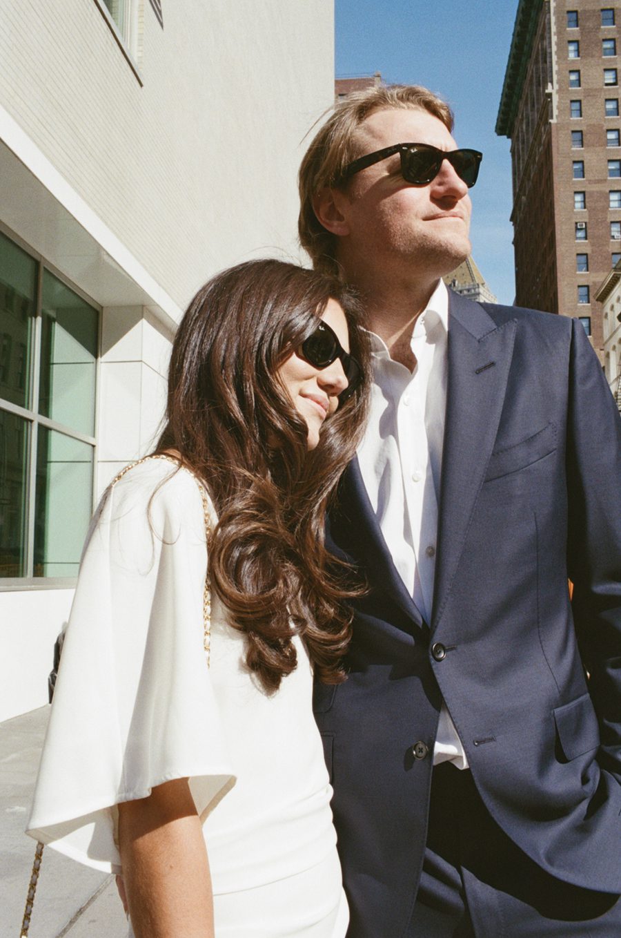 NY City Hall chic wedding | L&L Style Photo NY City Hall wedding couple