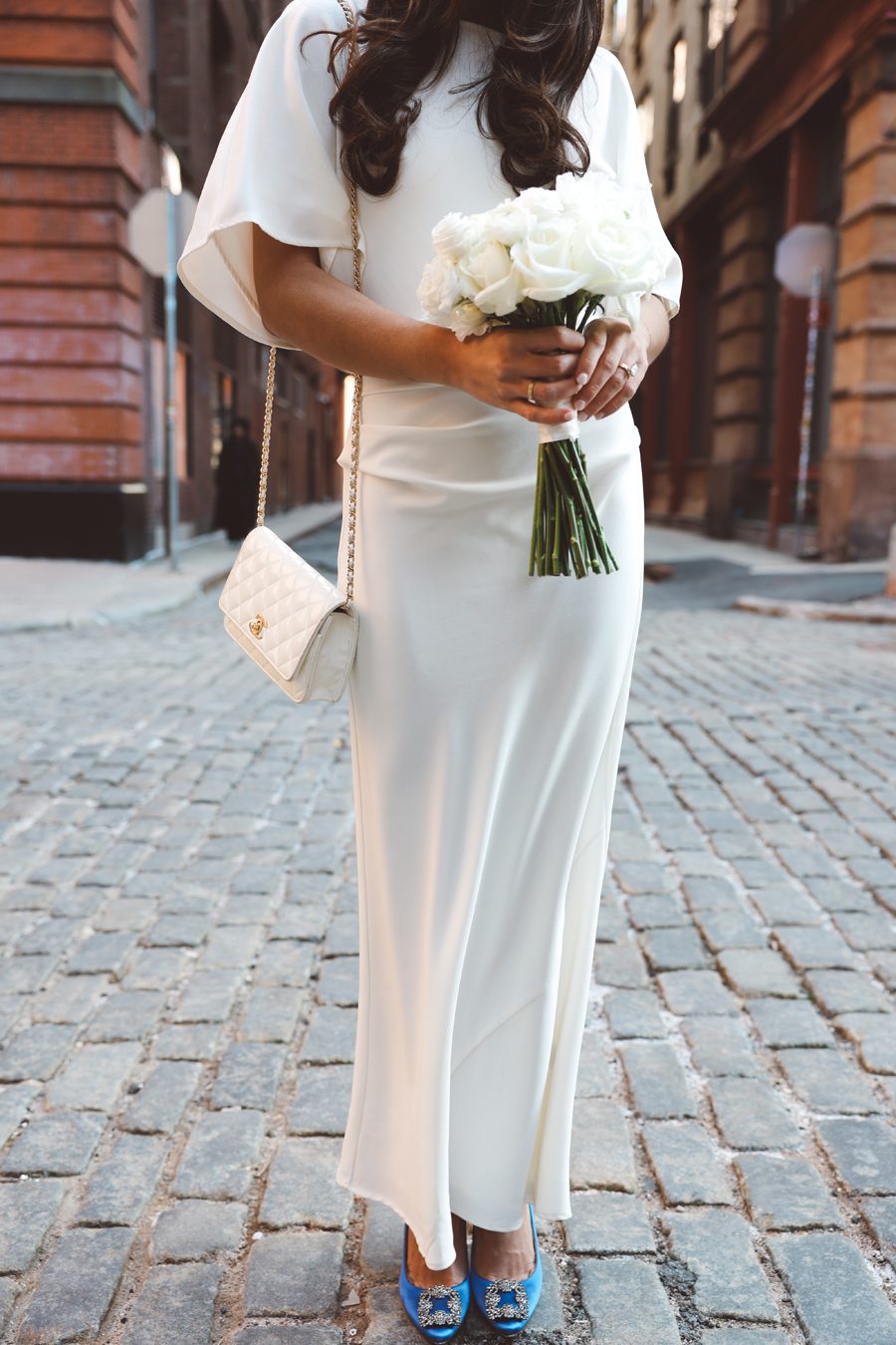 NY City Hall chic wedding | L&L Style Photo NY City Hall wedding couple
